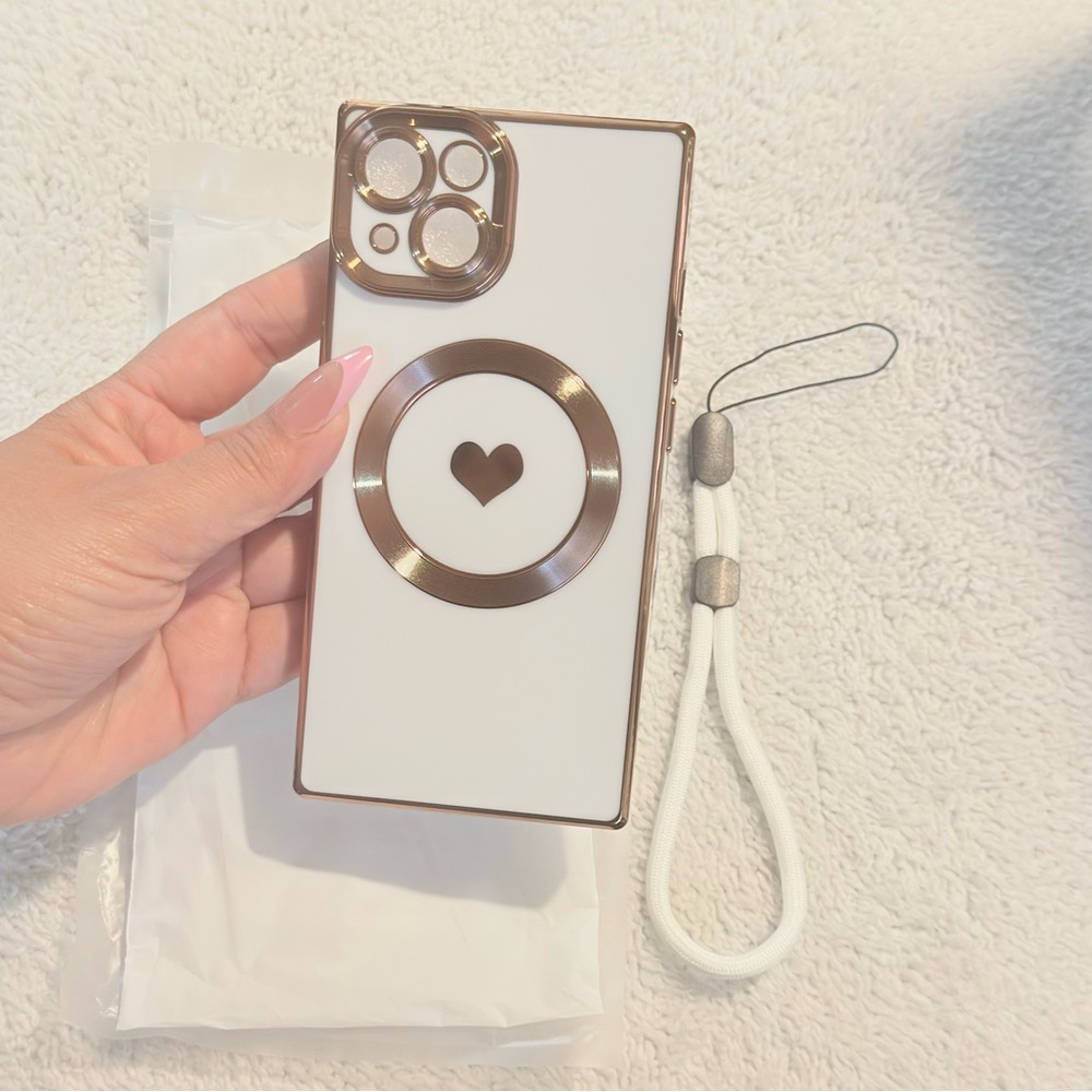 Luxury Case for iPhone 14 - White/Gold Square Design with MagSafe and Strap New